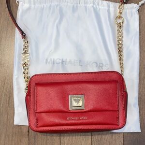 Michael Kors Scarlet Crossbody with Gold Chain